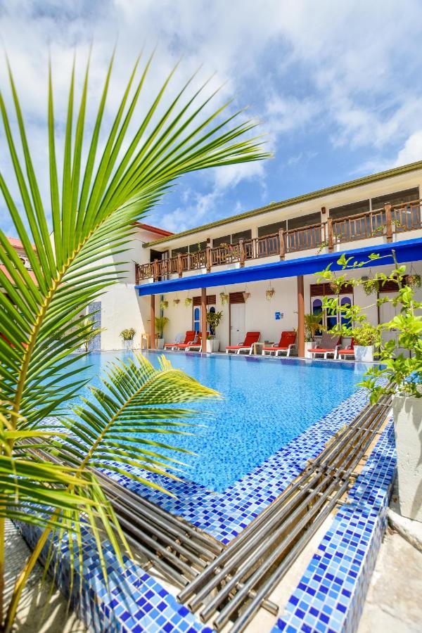 Equatorial Divers Lodge Atoll Addu Extérieur photo